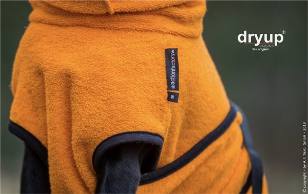 dryup®cape CLEMEN - Der original Hundebademantel  - Grösse S – Bild 2